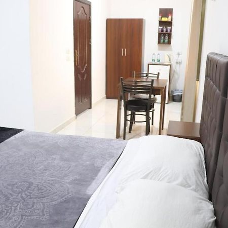 Salvador Dali Apartments Amman Exterior photo