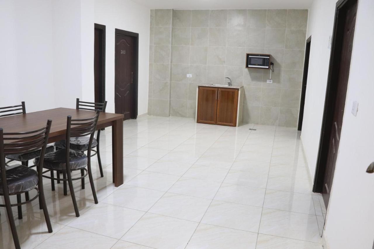 Salvador Dali Apartments Amman Exterior photo